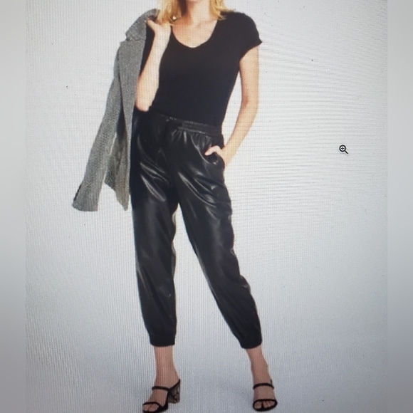 A New Day Vegan Black Leather Joggers Pants Size Medium Stretch Brand New - Picture 2 of 15